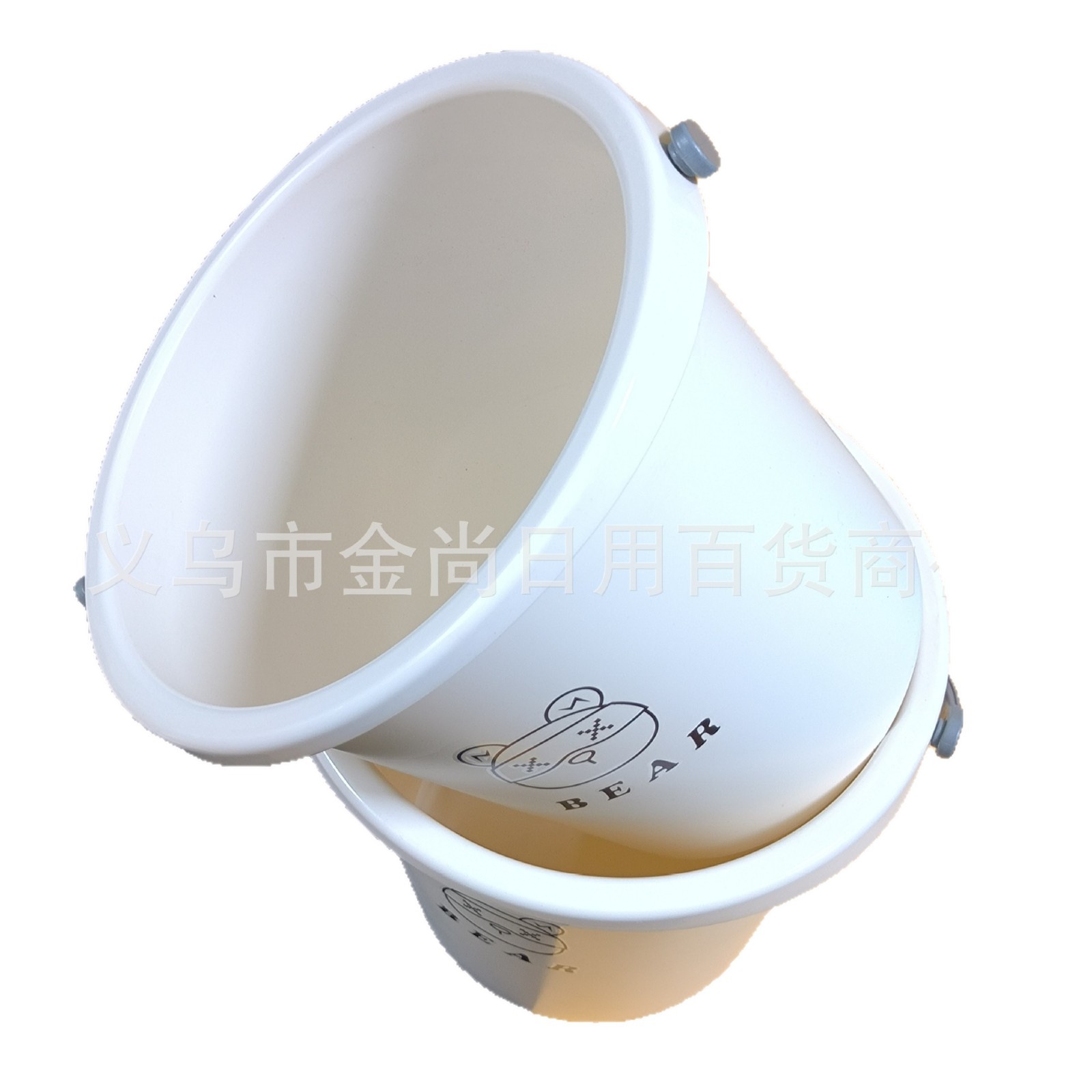 欧式透明水桶/透明彩色塑料桶/碳桶/水桶/工艺桶白底实物图