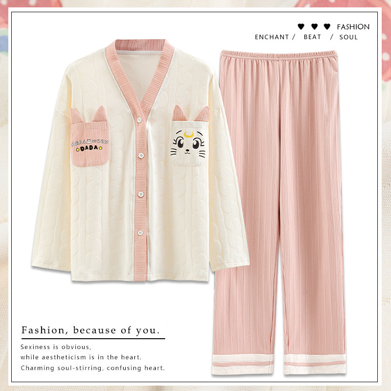 The 2022 autumn new pajama women's cute cartoon cardigan, long-sleeved kimono and loose home wear can be worn outside for autumn and winter