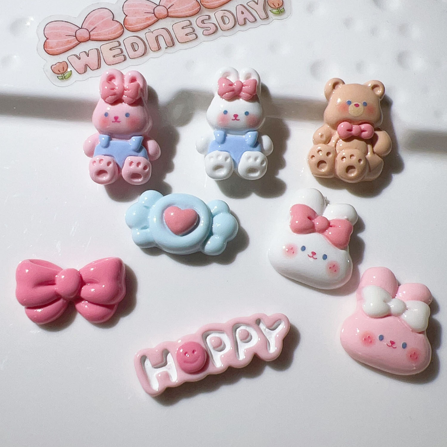Resin Accessories Wholesale Diy Accessories Handmade Materials Shoe Fastener Hat Phone Case Accessories Bright Face Candy Bunny Specification drawing