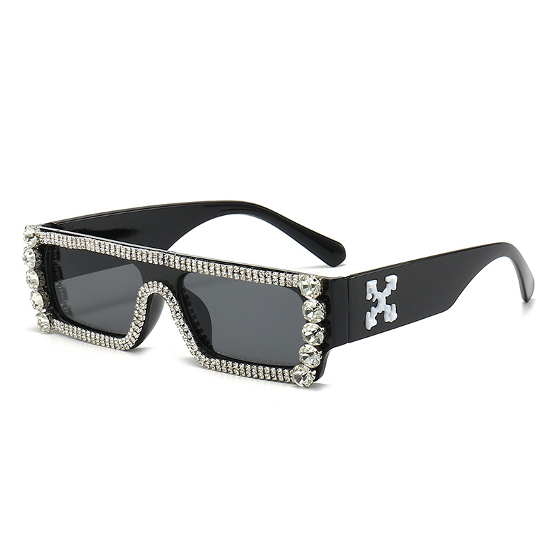 Cross-border new diamond-encrusted sunglasses for women's fashion show, square frame glasses OF the same style diamond sunglasses for women wholesale Item Picture