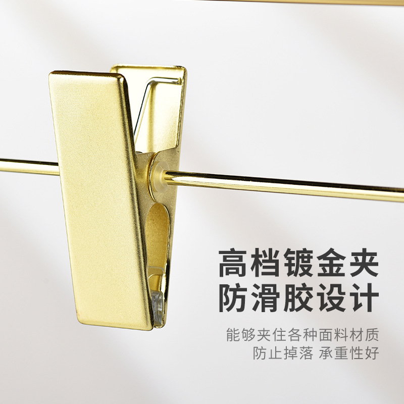 服装店网红亚产品图