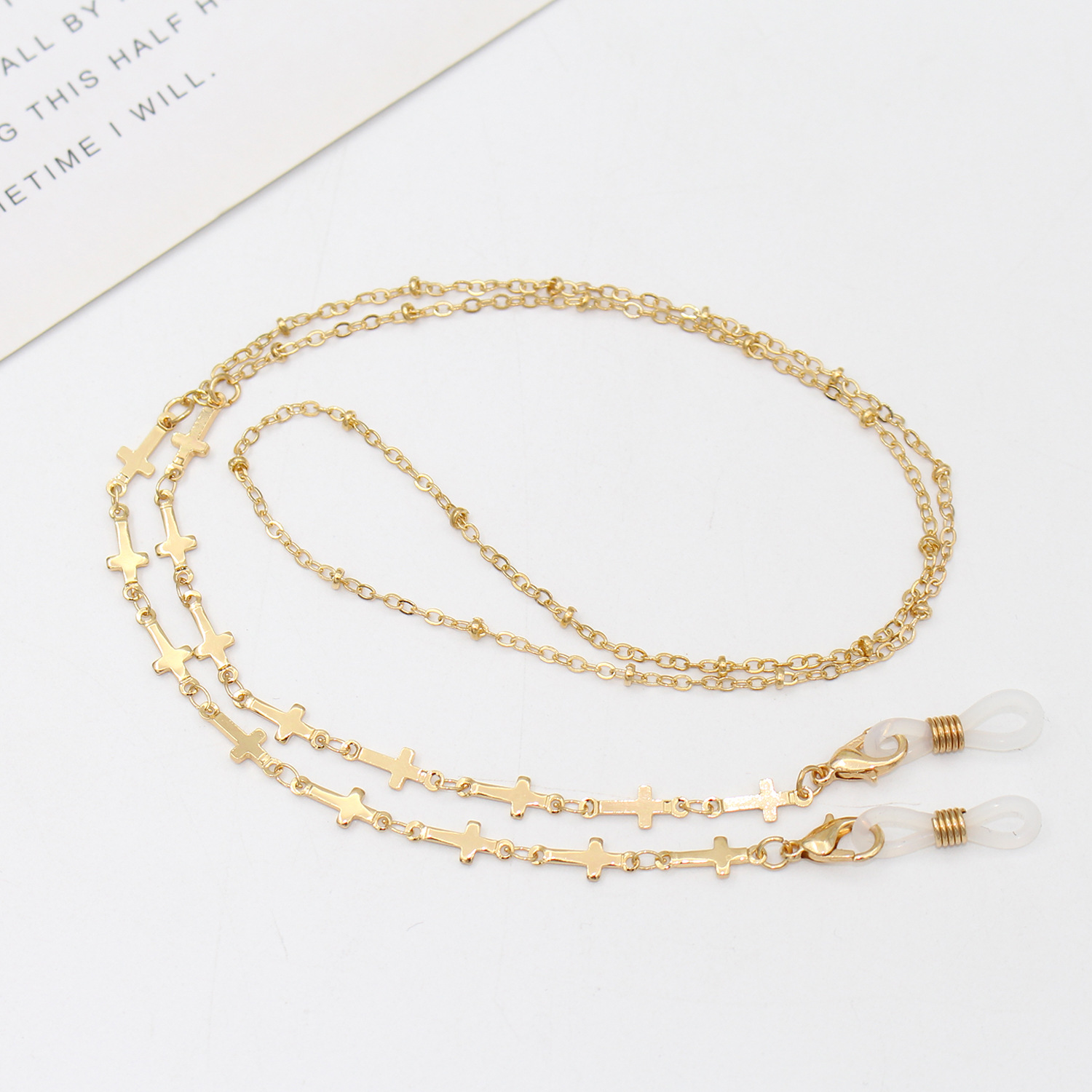 New European and American style eyeglass chains, fashionable commuting anti-loss eyeglass lanyards, small chanel-style mask chains, creative accessories details Picture