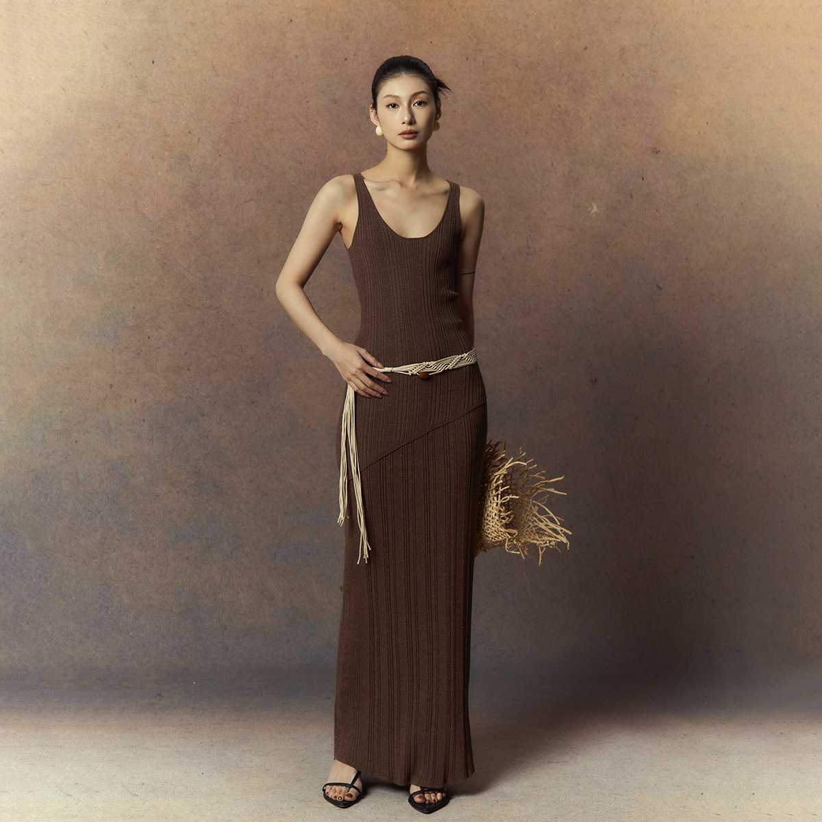 UMA WHITE广州十三行润登25夏季新款针织衫女 天丝亚麻背心上衣