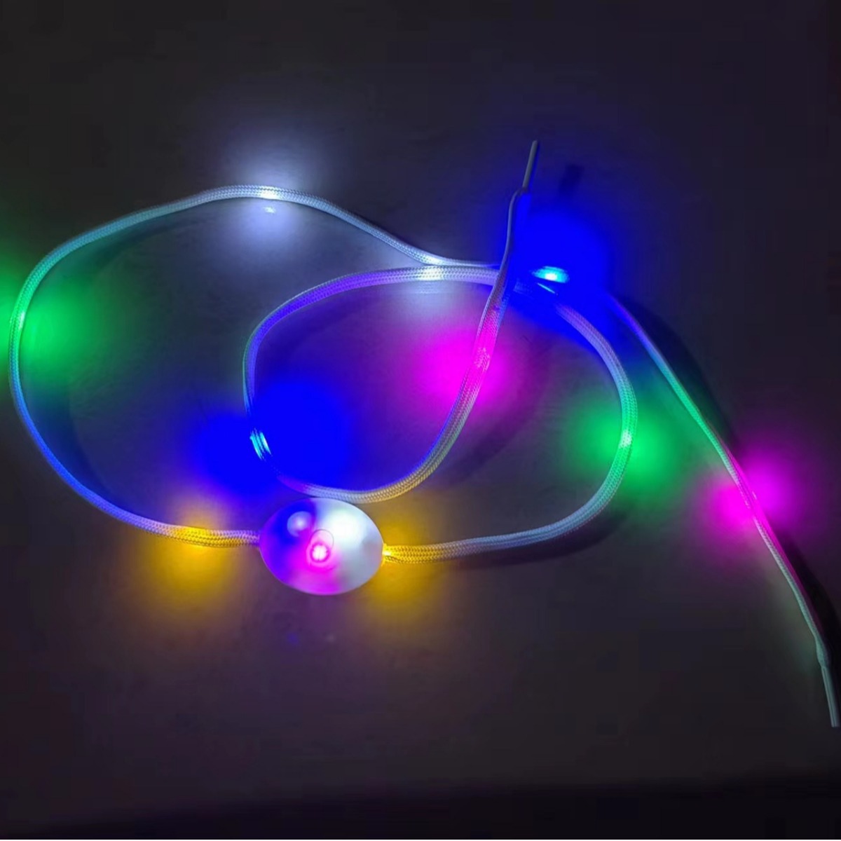 植物大战僵尸/耳朵会动的帽子/汽车摆件玩具/发声玩具/魔法棒亮灯产品图