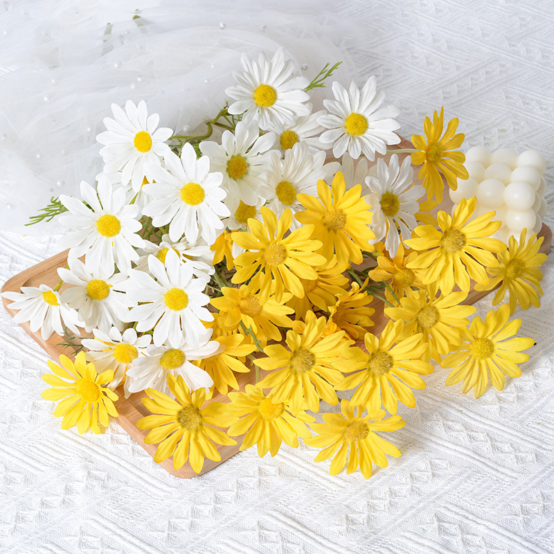 Simulation Small Daisy 5 Head Dutch Chrysanthemum Chrysanthemum Wedding Home Photography Decoration Props Simulation Flower Chamomile Application Scenario