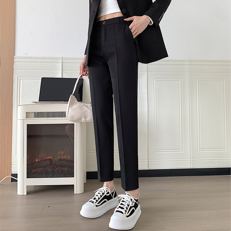 Pantalones de traje de mujer de corte recto pantalones de pierna ancha pantalones de tubo de humo premium sensación slim 9 puntos pantalones de seda de hielo casual sensación de caída Application Scenario