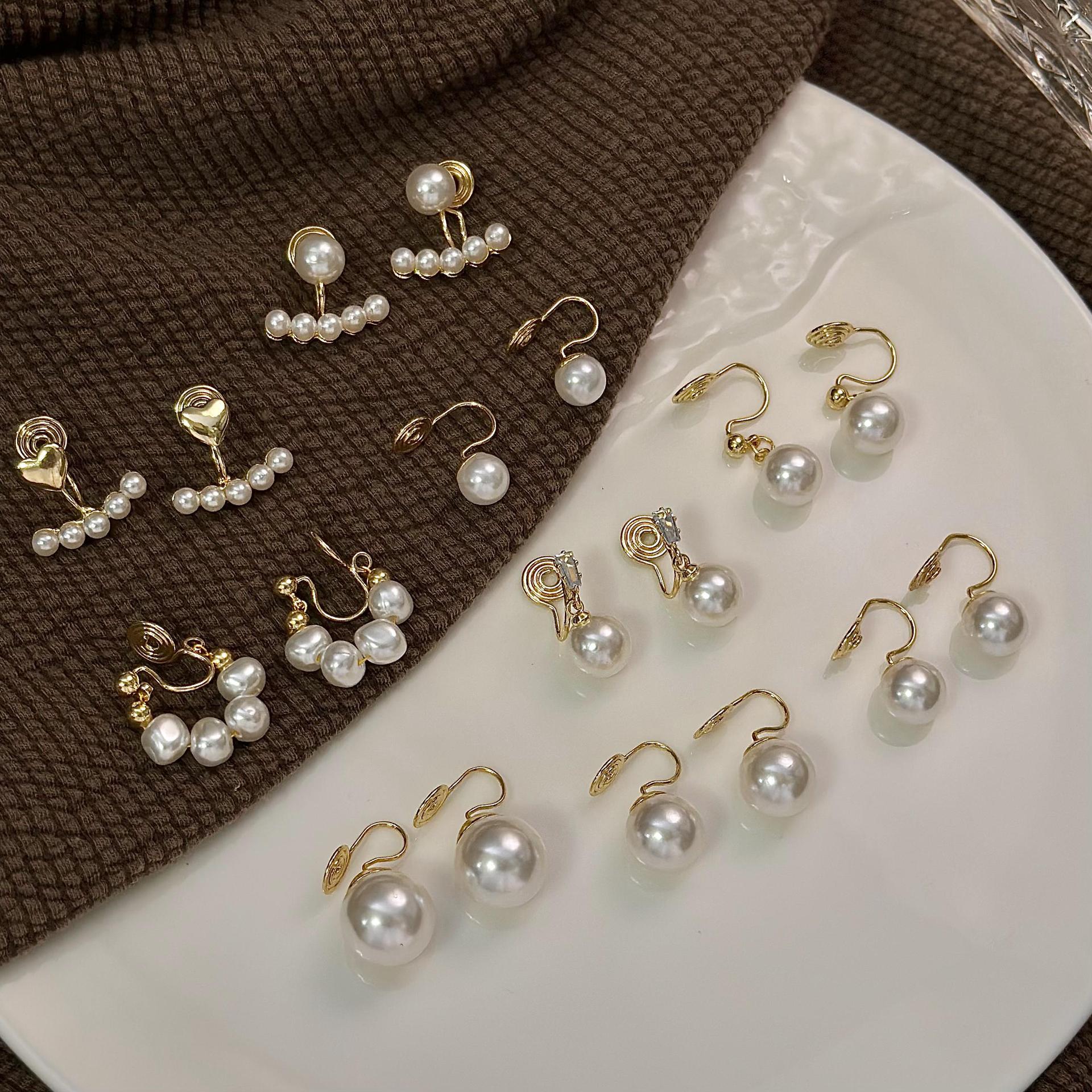 Mosquito-repellent coil ear clips, no ear holes, ins style, no harm to ears, internet-famous earrings, women's fashionable and elegant, versatile earrings wholesale Application Scenario