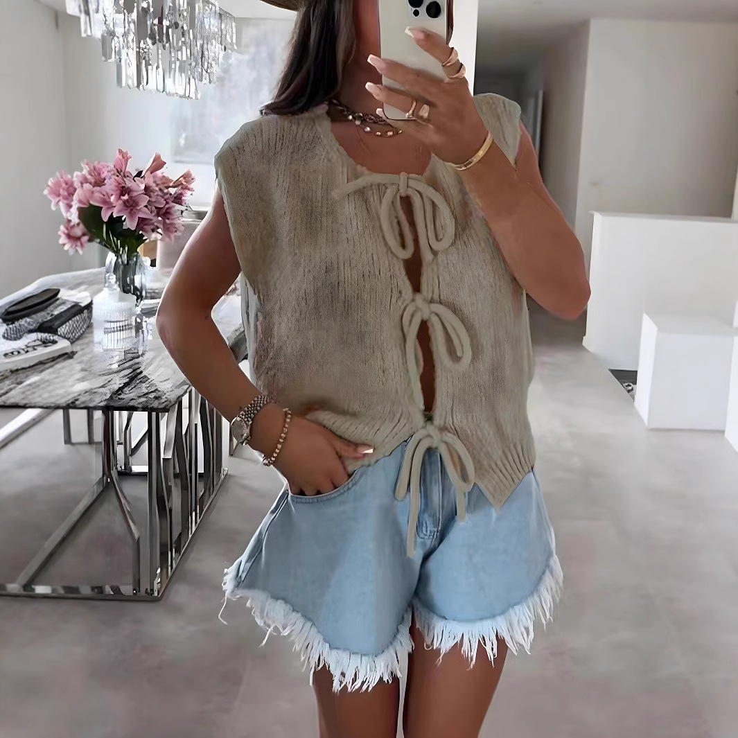 Lace-up knitted vest cardigan 2025 Summer cross-border bestseller Amazon new solid-color vest sleeveless sweater for women Application Scenario