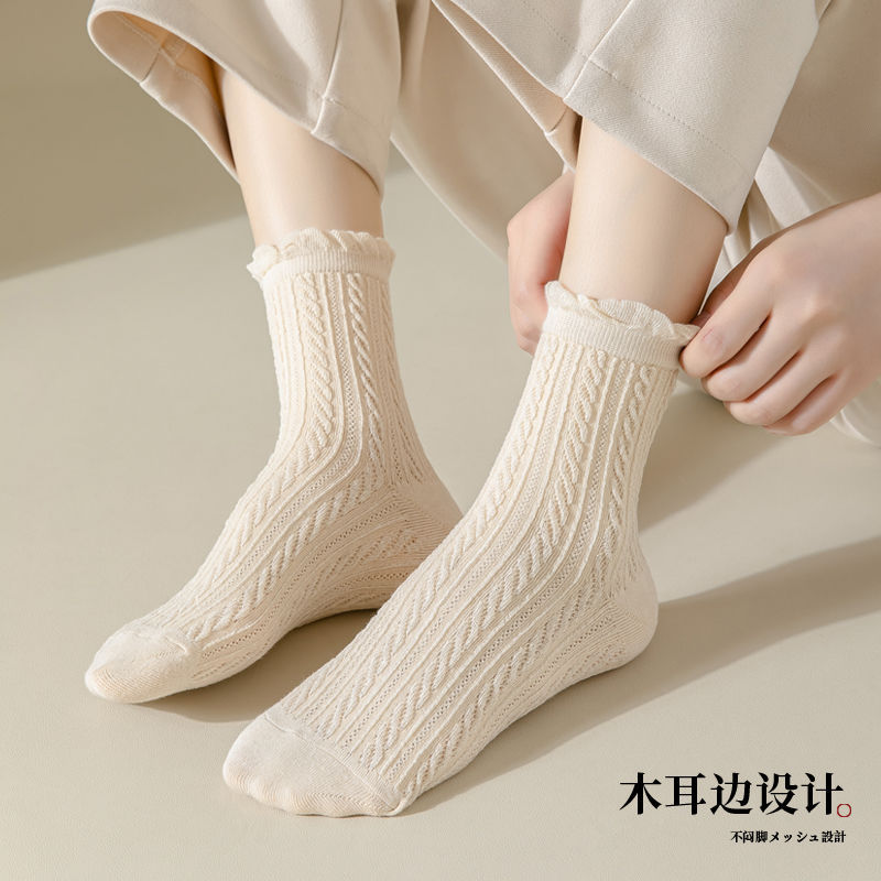 Chinese trend long socks for women, mid-calf socks, casual and versatile for women, black ear-trimmed autumn lace long socks for spring, autumn and winter Item Picture