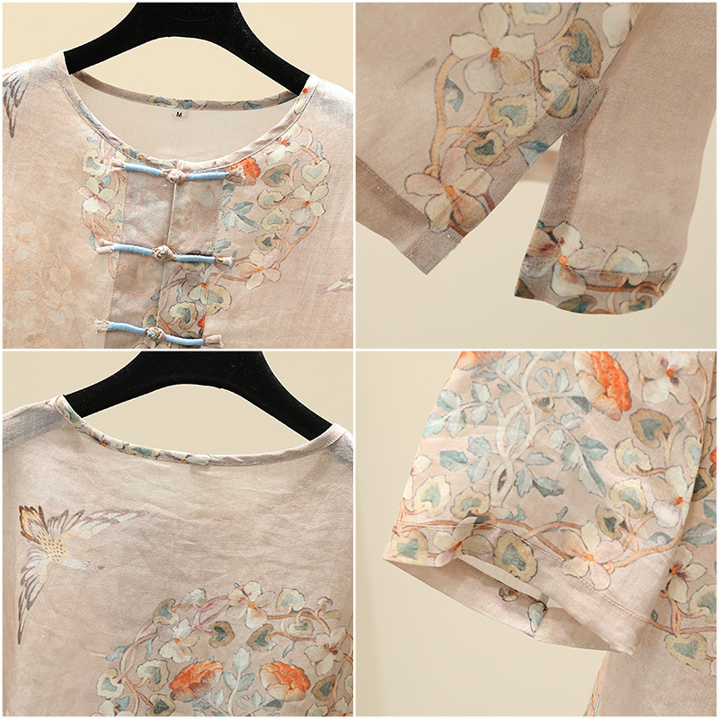 Chinese-style ramie retro spring short top for women with a button-up design that makes them look younger. A trendy cotton and linen unique shirt Application Scenario