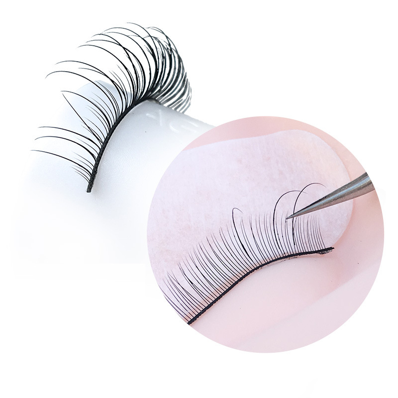 shanilak is a beginner in eyelash practice, making patterns for natural eyelash implantation, self-adhesive eyelash grafting, and practicing false eyelash extensions Item Picture