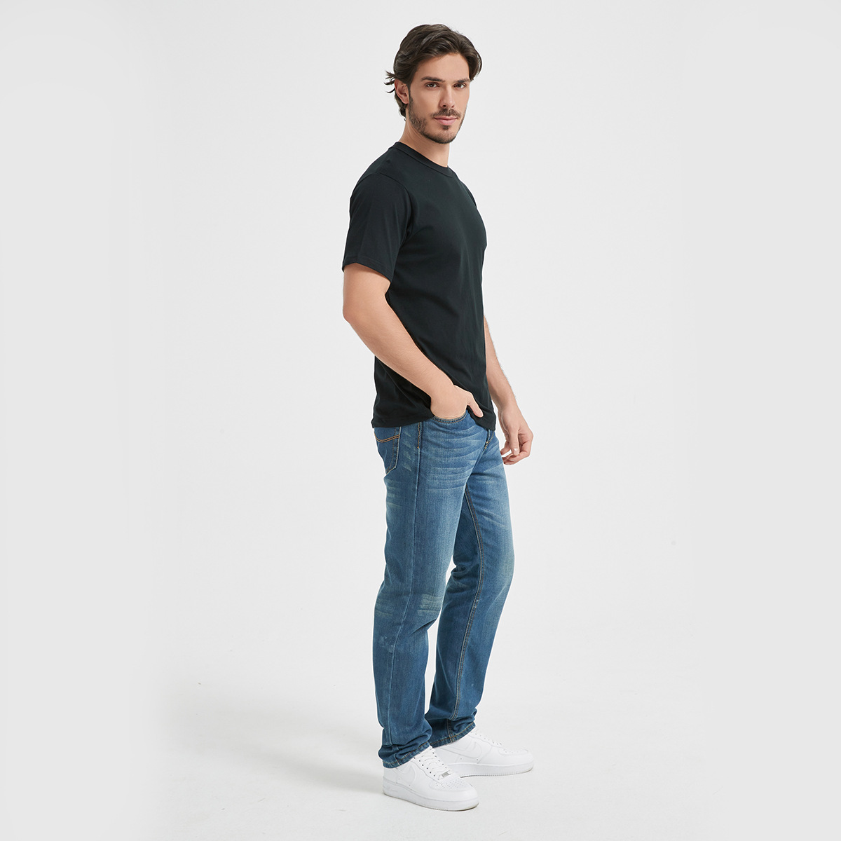 Three-needle heavy-duty T-shirt, combed cotton, summer pure cotton, all-cotton, white solid color, straight shoulder, small white T-shirt, men's short-sleeved basic style Application Scenario