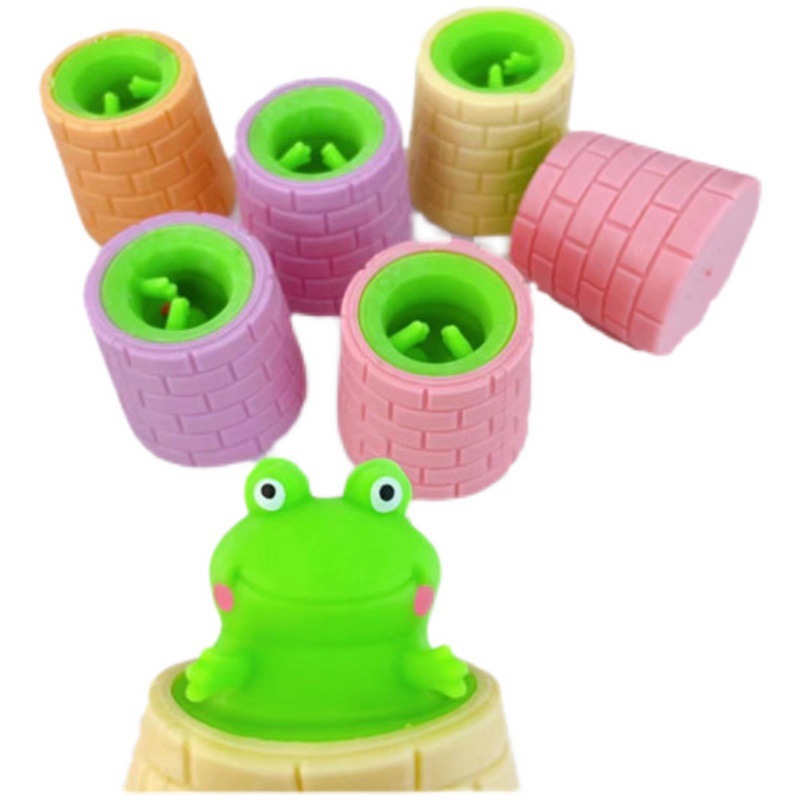 The Frog At The Bottom Of The Well Squeeze The Frog Cup Sitting In The Well And Watching The Sky Decompression And Venting Device Pinch Music Decompression Toy Application Scenario