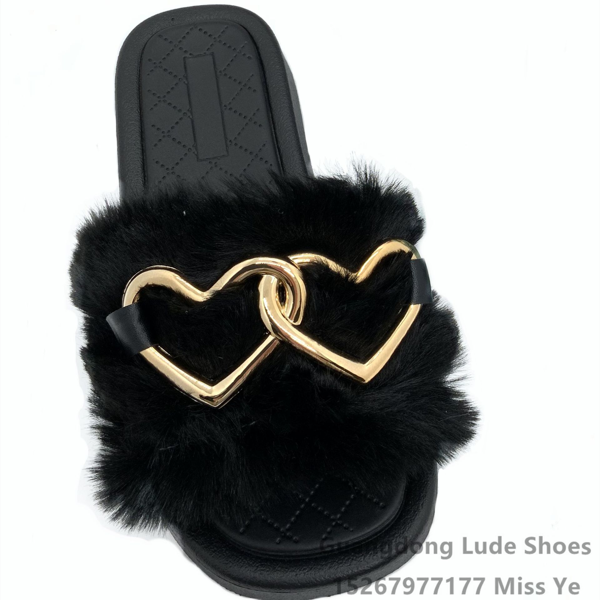 2022 New Women's Slippers Fuzzy Slippers Fashion Love Metal Buckle Soft Sole Thick Slippers Guangzhou Women's Shoes Item Picture