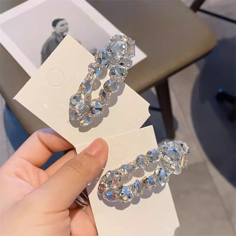 High-end style, super side zircon oval hair clip, makeup bangs hair clip, ins style side clip, stylish pic 2
