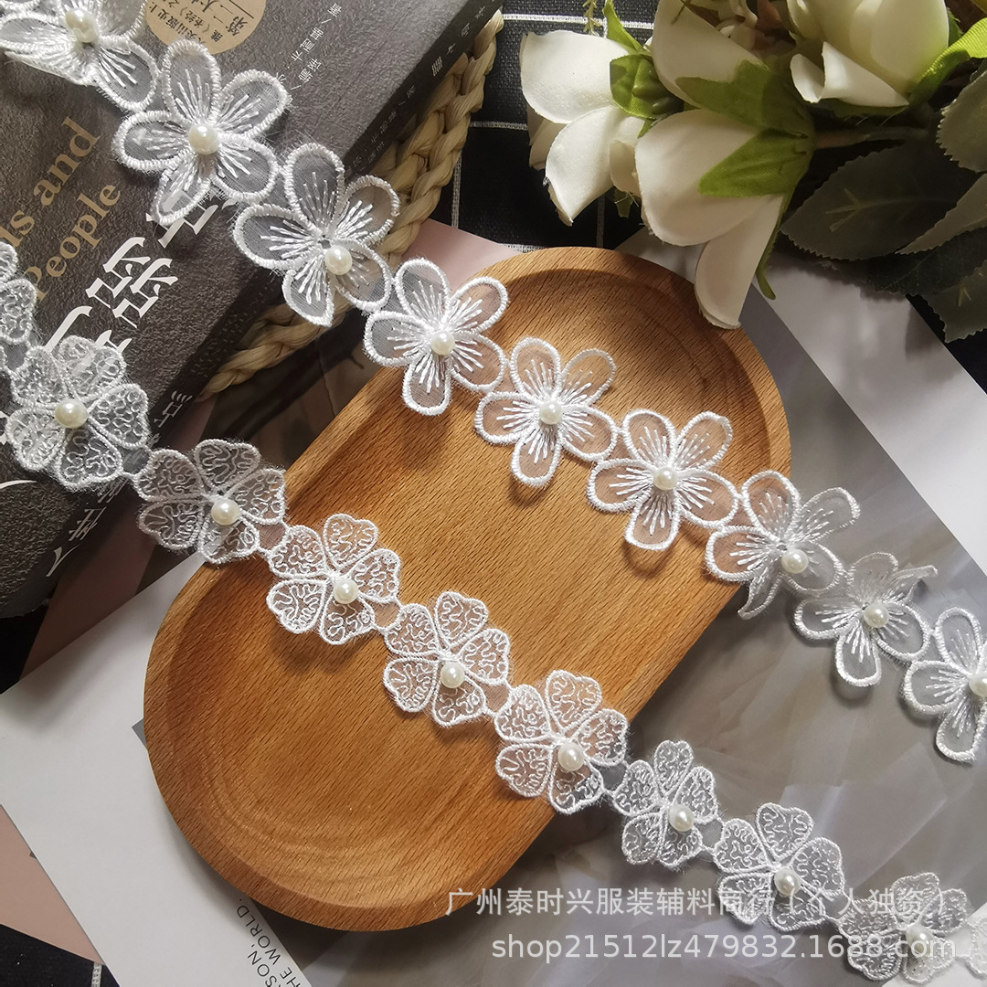 3-4cm wide white, fresh and delicate five-leaf flower embroidered beaded flower edge children's clothing DIY lace mesh trim trim Specification image