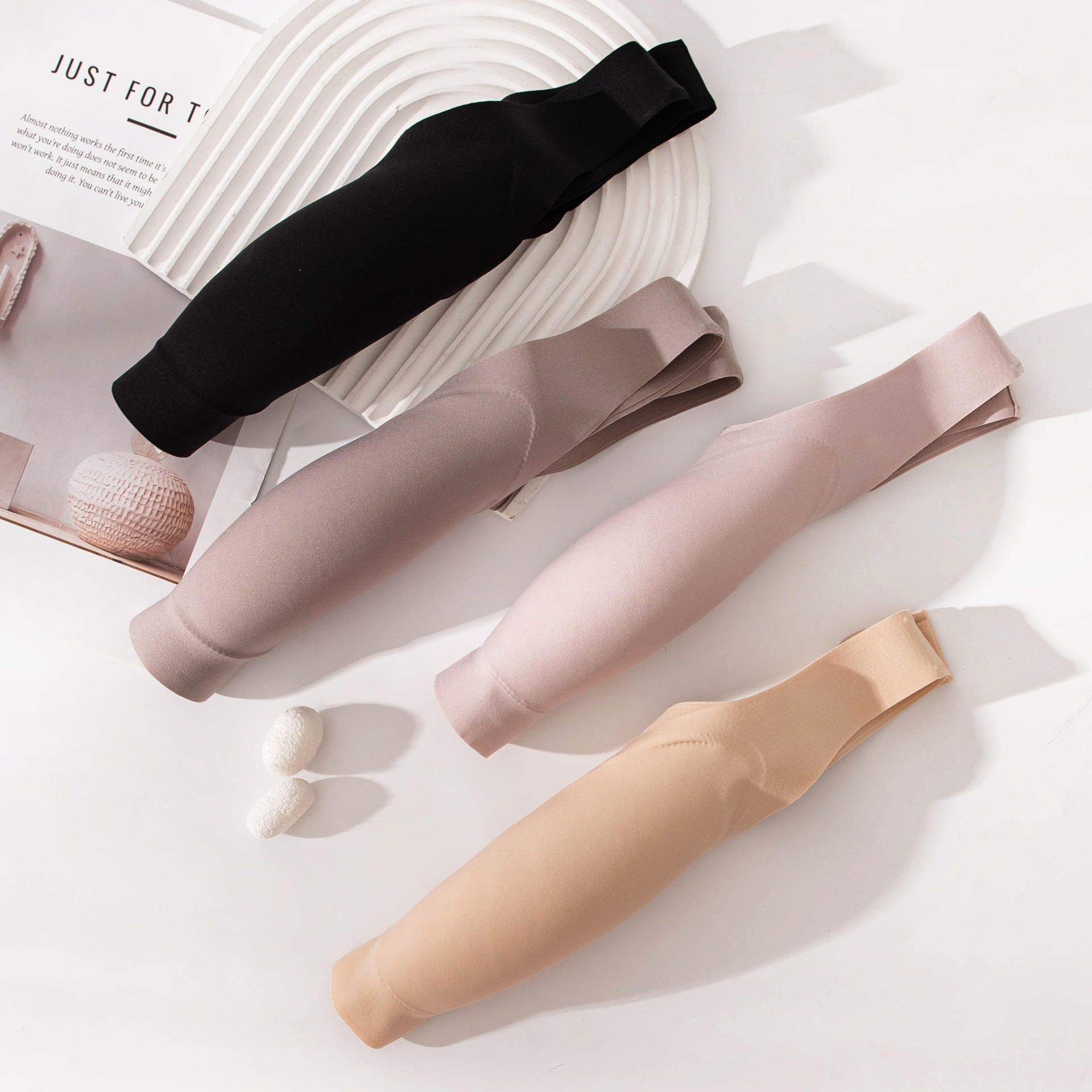 Seamless jelly lingerie, women's three-dimensional breathable vest, light and comfortable, lift front buckle bra, no steel ring anti-sagging Specification image