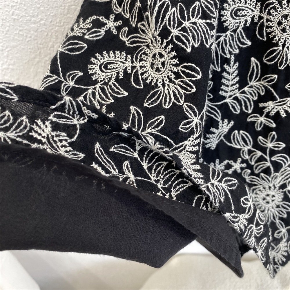 Girls' sleeveless floral shirt summer thin shirt 2024 New girls' summer wear vacation style explosive street Hong Kong-style top Application Scenario