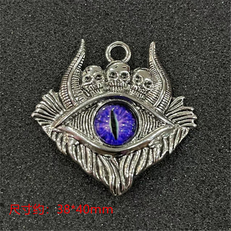 "Eye to the Sky Evil Man Necklace, Unique Pendant, Luminous Eyes, Alternative and trendy hip-hop accessory for men. Specification image
