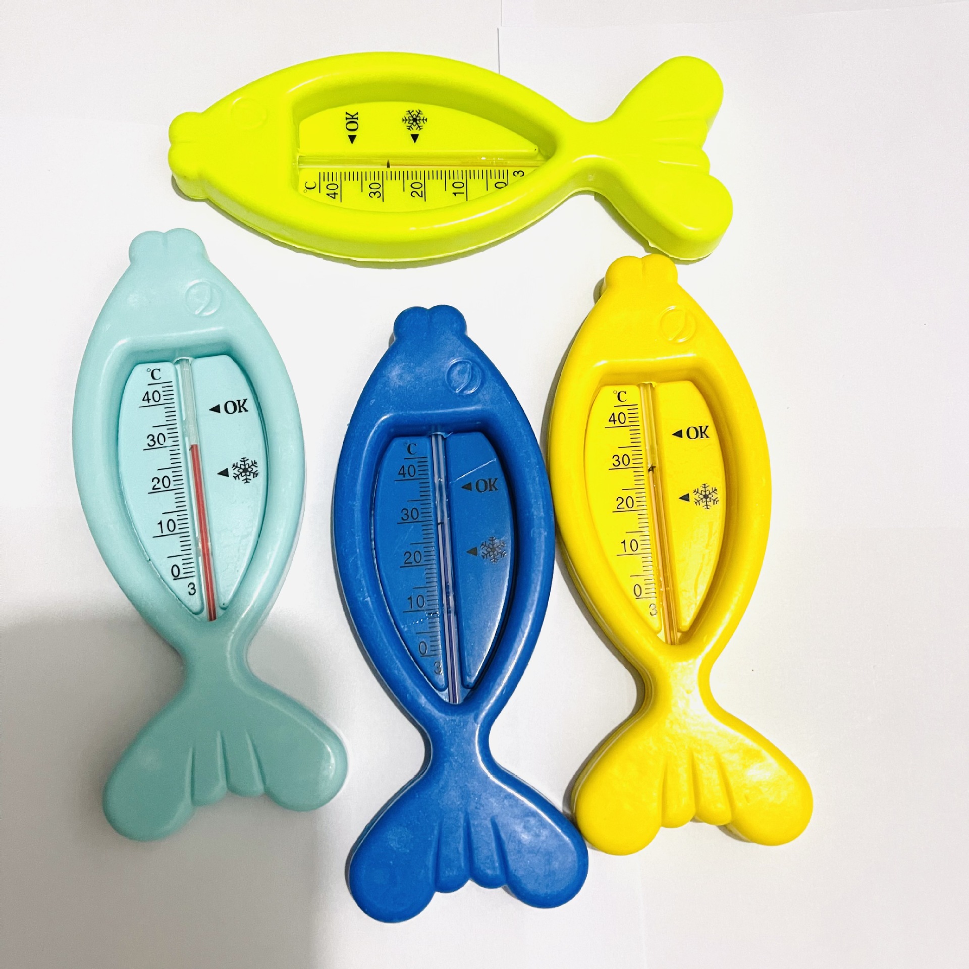 Small fish thermometer Thermometer Indoor thermometer thermometer Home thermometer Room temperature meter 1 yuan 2 yuan Application Scenario
