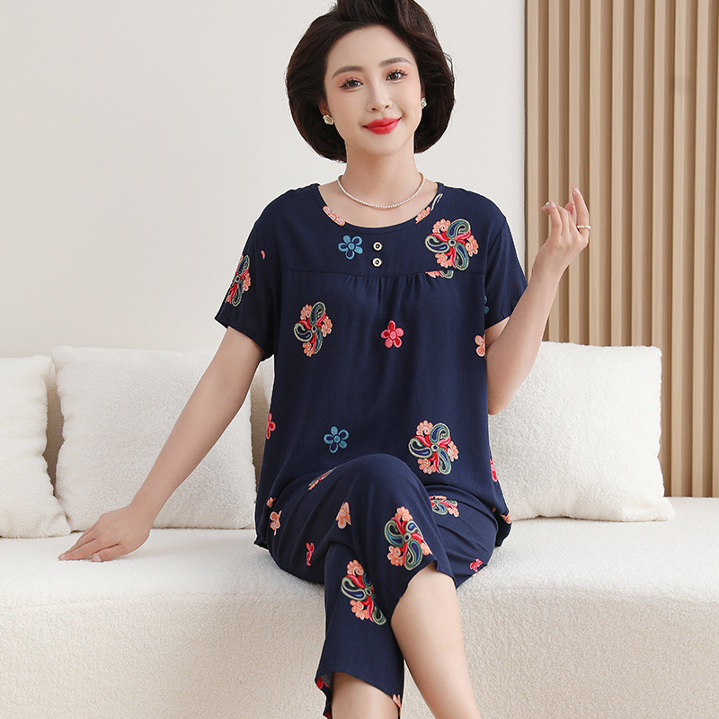 Summer 2024 new cotton silk pajamas for middle-aged and elderly women, light, casual and loose cotton silk home wear for mothers Application Scenario