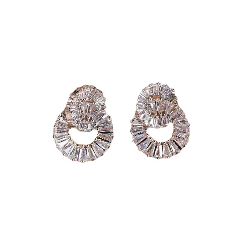 Brushed and frosted round ball earrings and stud earrings, a niche design with a stylish and versatile style, are new light luxury and creative earrings for women Item Picture