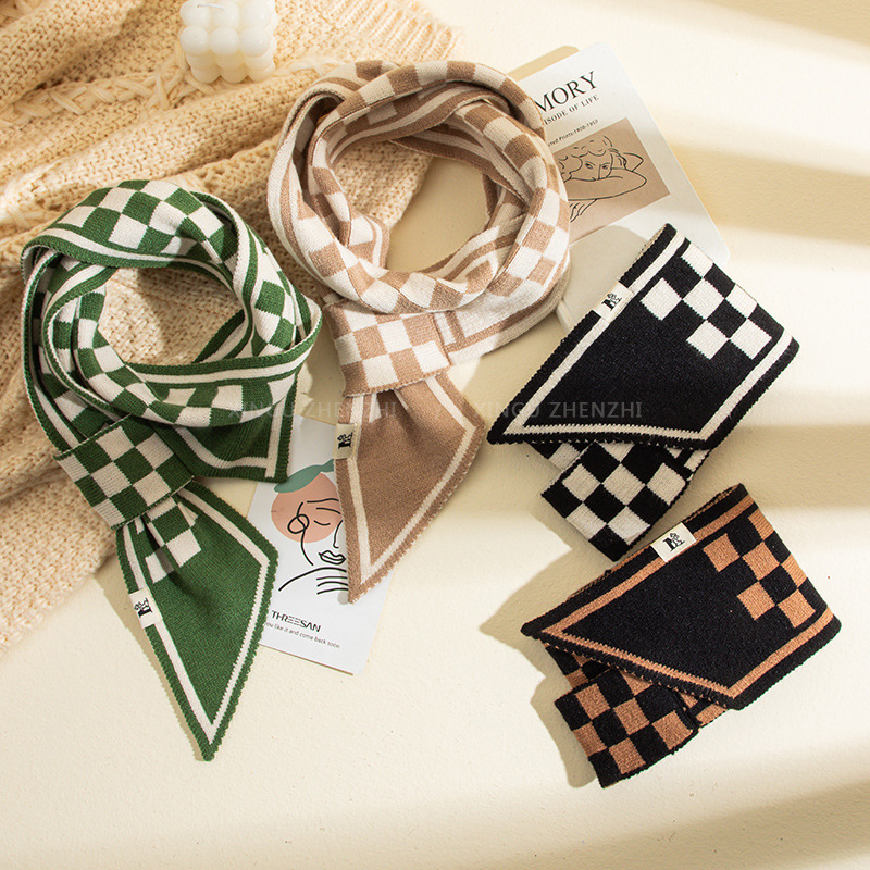 Checkerboard Checkerboard Scarf Female Autumn Winter 2022 New High-End Sense Of Niche Design Knitted Neck Korean Version Everything Trendy