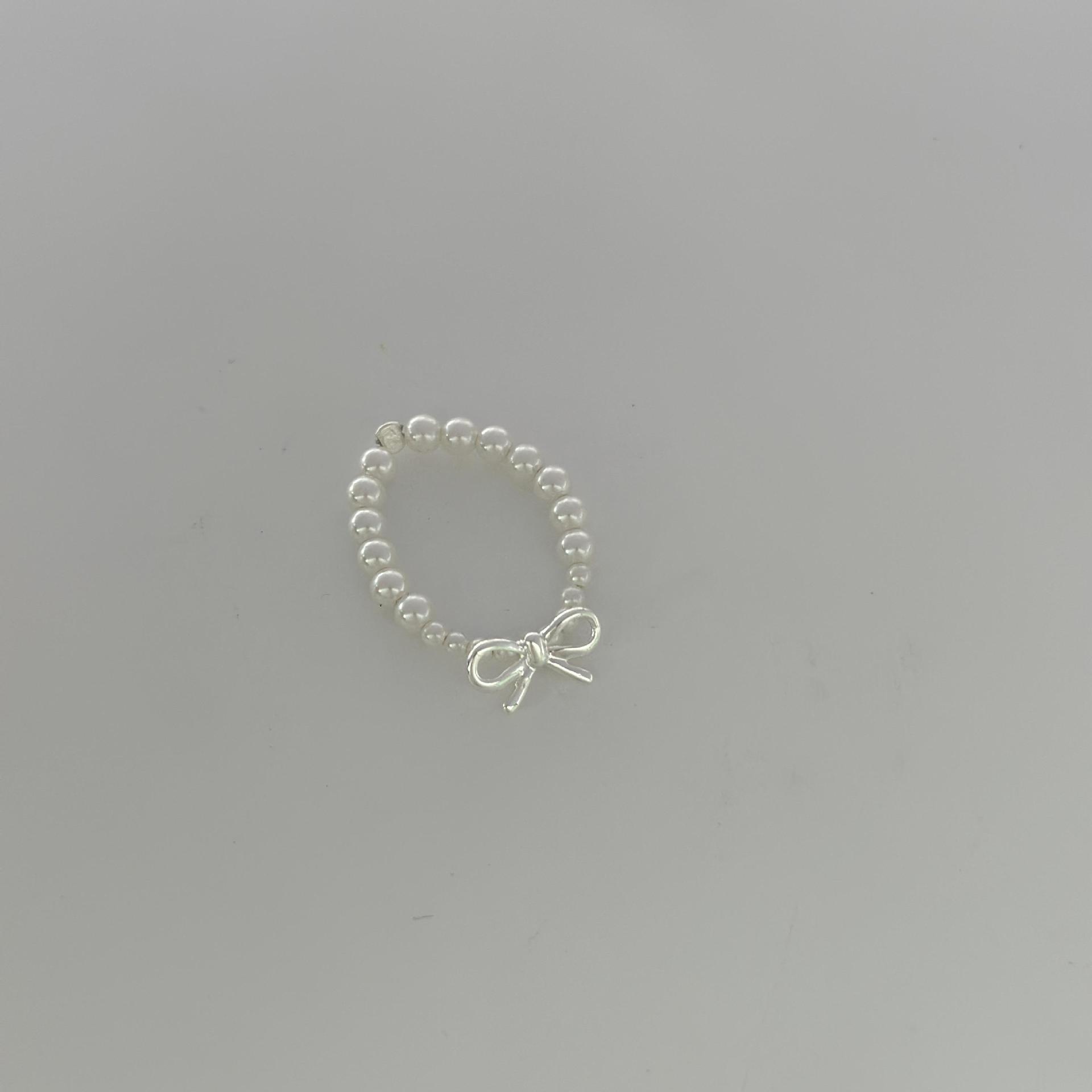 Shi Family Pearl Bow pearl necklace, light luxury, niche design sense, high-end collarbone chain pearl necklace bracelet pic 8