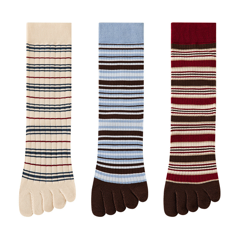 Sock stall, one-piece consignment. Five-fingered socks for women, spring and summer, breathable and sweat-absorbing. 26-year new ins style striped slimming, boneless, pile toe split socks, one-piece consignment Item Picture