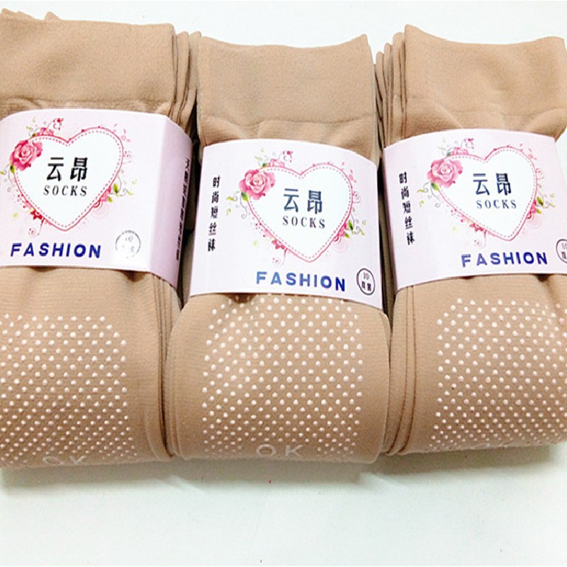 Self-produced and self-sold velvet short stockings, women's massage soles, anti-slip medium and thick rubber women's stockings, wholesale of export socks Specification image