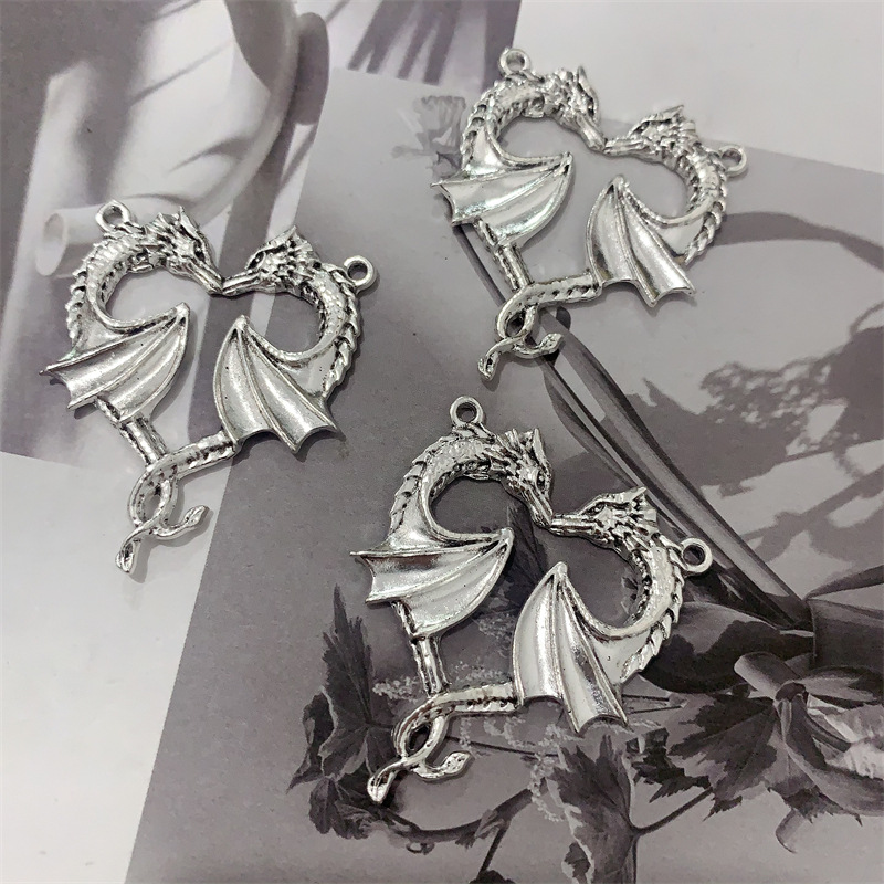 DIY aleación de zinc accesorios accesorios colgante doble colgante doble dragón collar punk colgante llavero más vendido en europa y américa details Picture