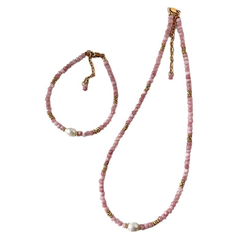 Pink crystal natural stone pearl necklace for women in autumn and winter, with a sense of sophistication. It is a new Chinese-style collarbone necklace accessory featuring many Bamines Item Picture