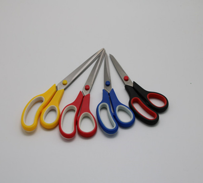 Students' paper-cutting and hand-made scissors Application Scenario