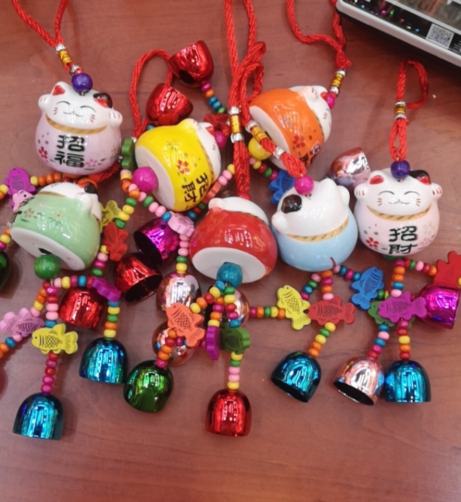 New Color Bell Fortune Cat Bell Bell Car Hanging Gift Pendant full figure