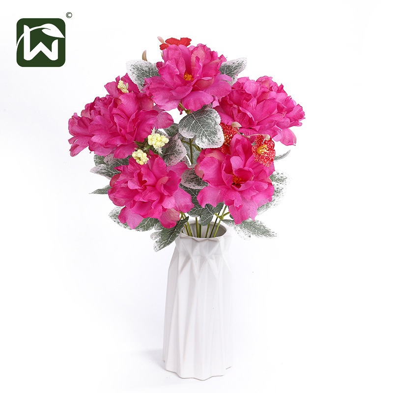 Artificial flowers, gardenias, cherry blossoms, and kapok flowers, with a fresh and simple artificial flower head, are used as classical photography props for the home living room with a rural style Specification image