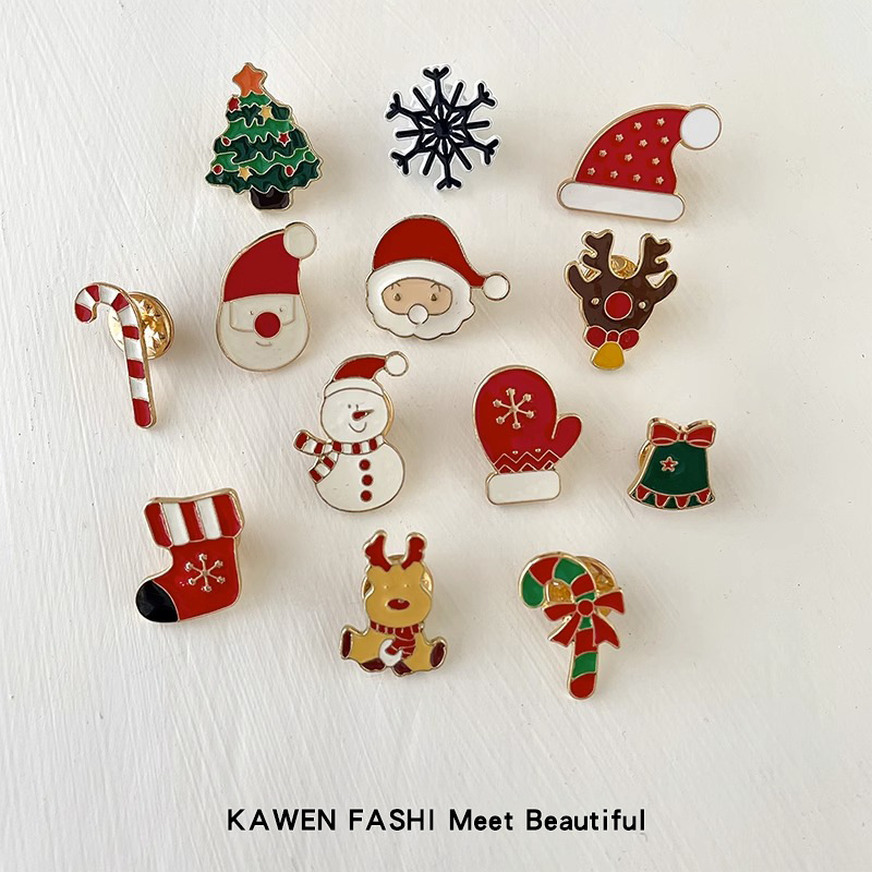 2023 New Christmas Brooch Lady Decorative Badge Santa Pin Day Cute Instagram Fashion Personality Accessory details Picture