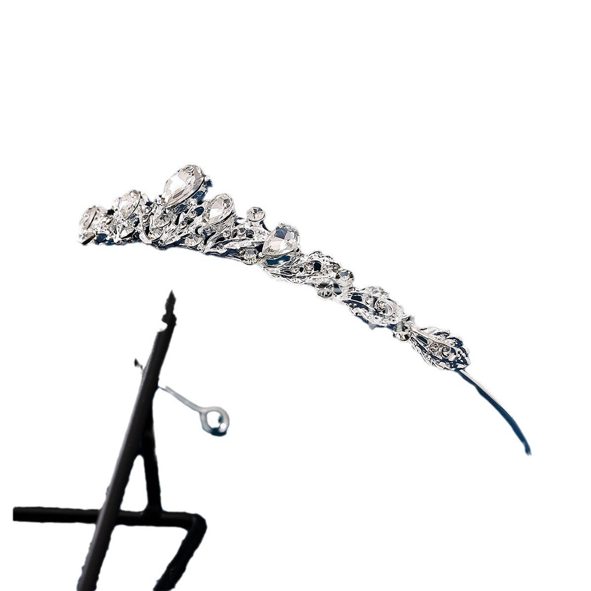 New diamond and silver princess headwear wedding dress from Europe and America, super shiny crystal bridal hair crown, princess crown Item Picture