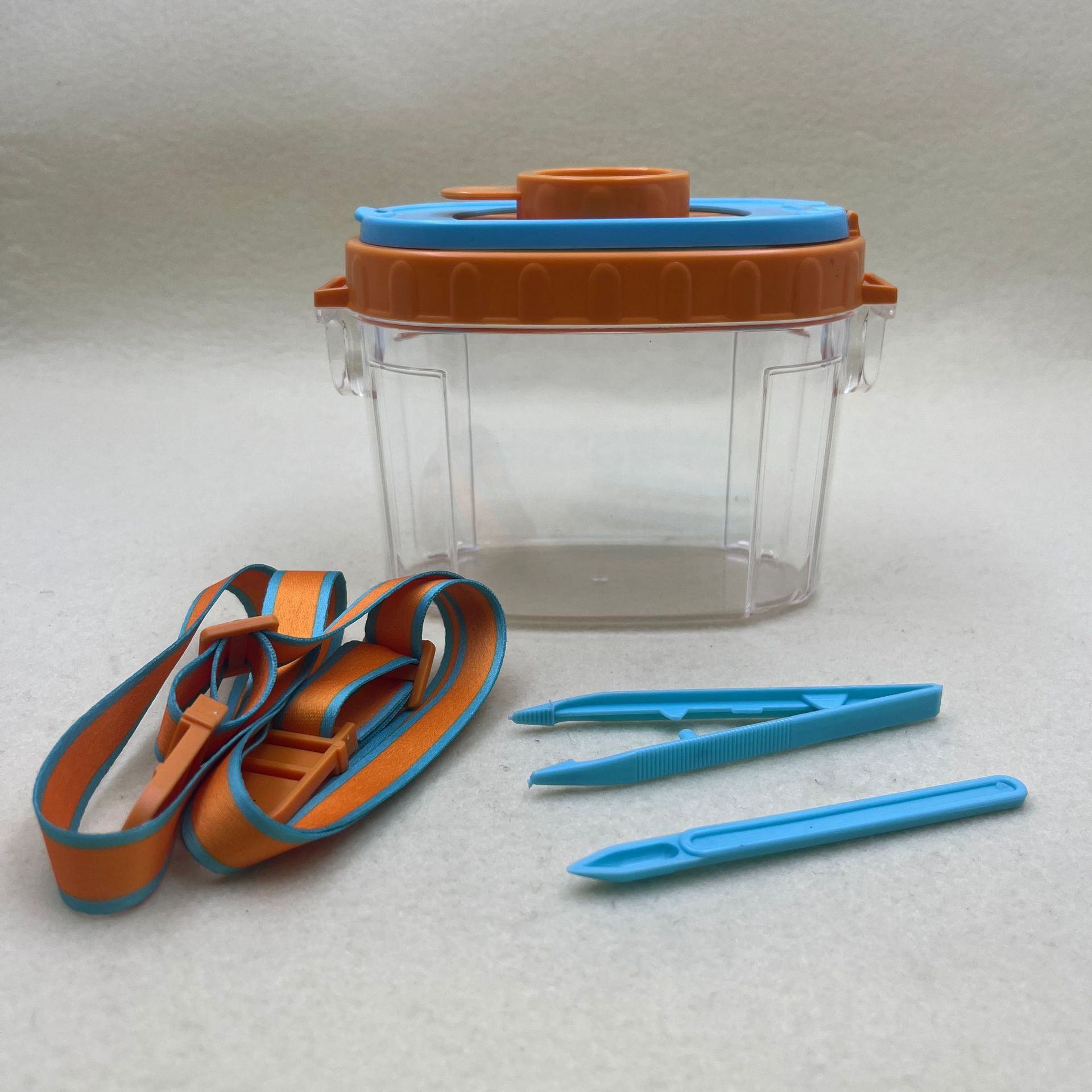 New children's insect observation box, insect observer, outdoor collection, educational toy, insect observation gift set, magnifying glass Application Scenario