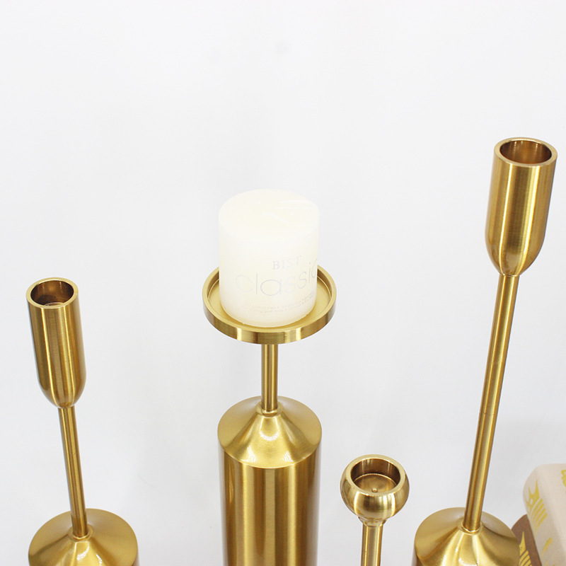 Net Red Vintage Metal Candlestick Hotel Wedding Decoration Romantic Home Living Room Model Room Table Decoration Set Specification drawing