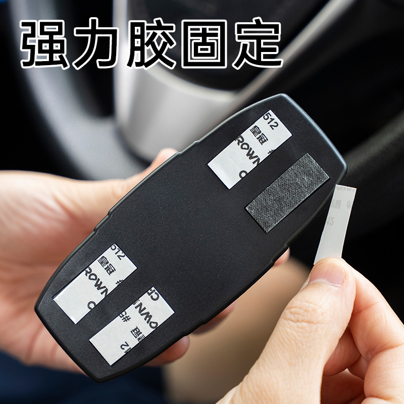 车用烟灰缸实物图