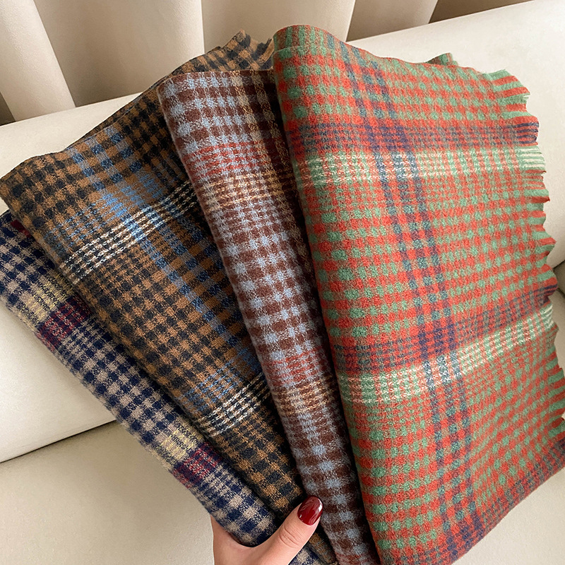 Japanese Small Fresh Plaid Scarf Female Autumn Winter Korean Version Imitation Cashmere Scarf Sweet Beauty Plaid Couple Warm Neck Specification drawing
