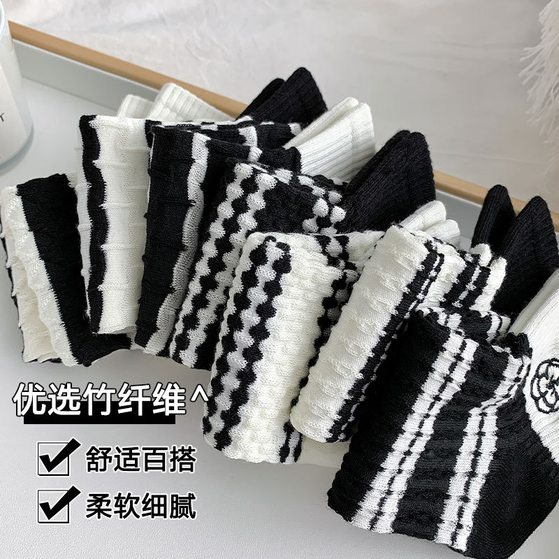 Sock stall, one-piece consignment, women's summer thin breathable women's short socks, embroidered and versatile summer low-top boat socks, Zhuji women's socks wholesale, one-piece consignment details Picture