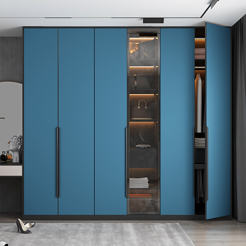 The interior stickers of the old Nordic furniture on the wardrobe doors have been changed in color and decorated, and the wallpaper has been transformed Specification image