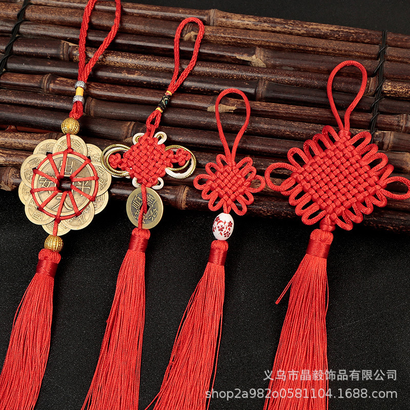 Hand-woven Chinese knot pendants of various sizes, Fang Sheng Knot New Year pendants, small Chinese knot tassels and tassels Specification image