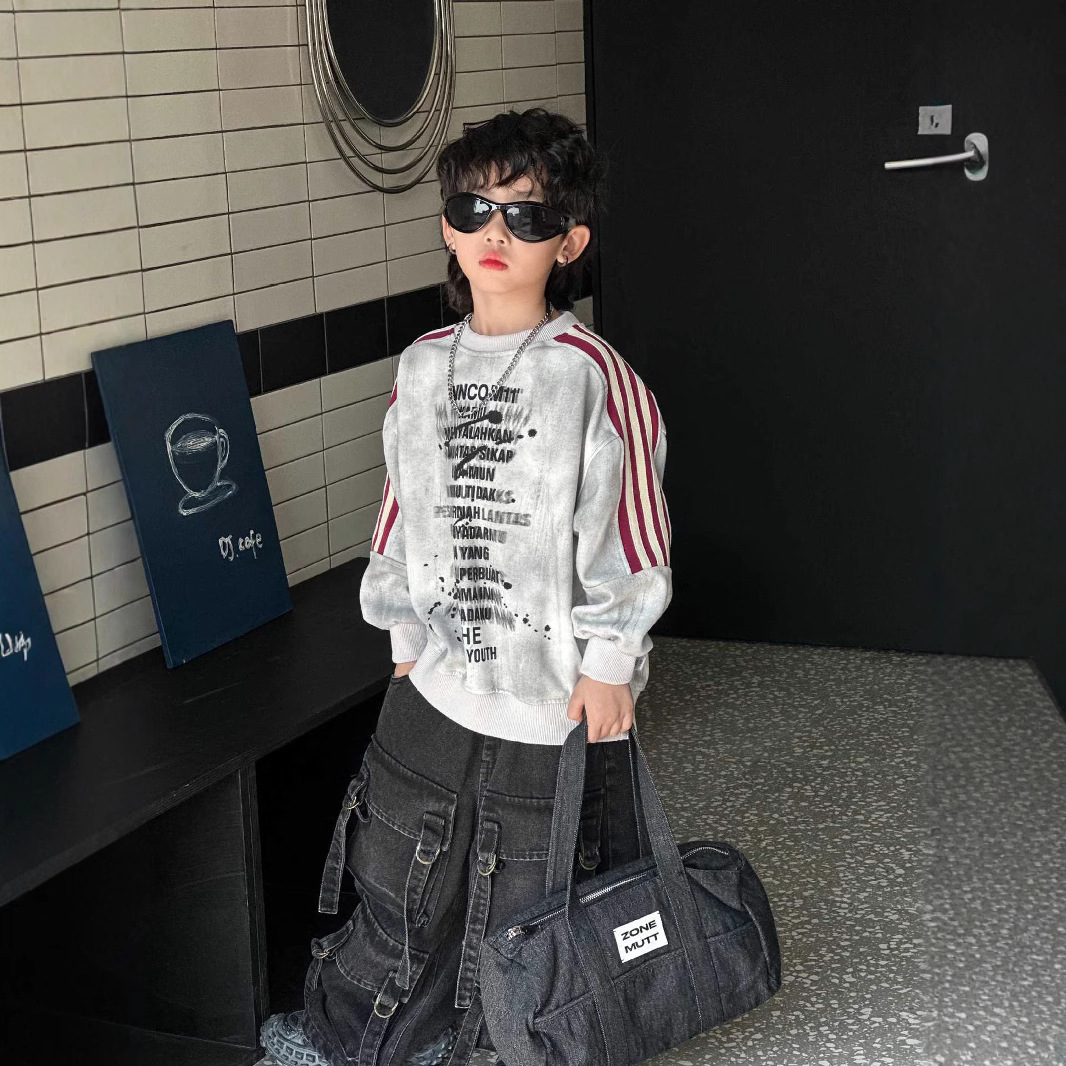 Tracing back to the new spring 2025 tie-dyed hoodie for boys and children, the Korean-style fashionable and versatile hooded top is cool and trendy details Picture