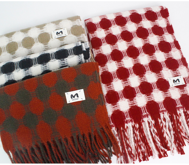 秋冬保暖新品显白圆点流苏仿羊绒围巾女加大加长款洋气围脖情侣男详情3