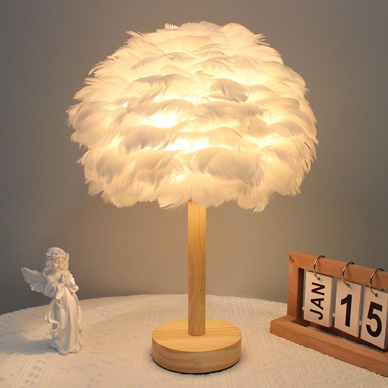 Feather table lamp, bedside lamp in the bedroom, Nordic Instagram girlish atmosphere, Internet celebrity, warm touch, romantic decoration diy details Picture
