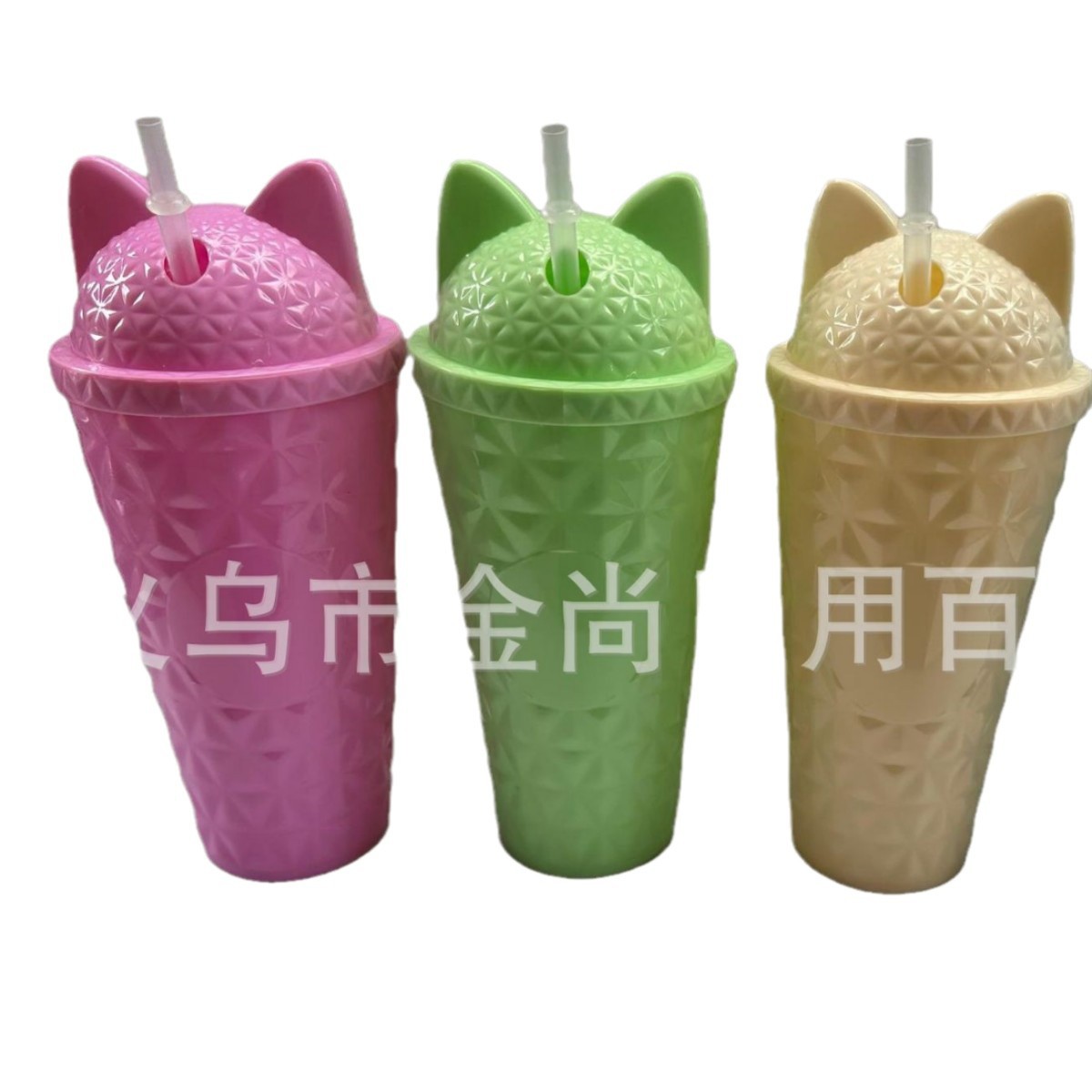 Large-capacity creative straw cups, car straw water cups, beverage cups, outdoor large-capacity Item Picture