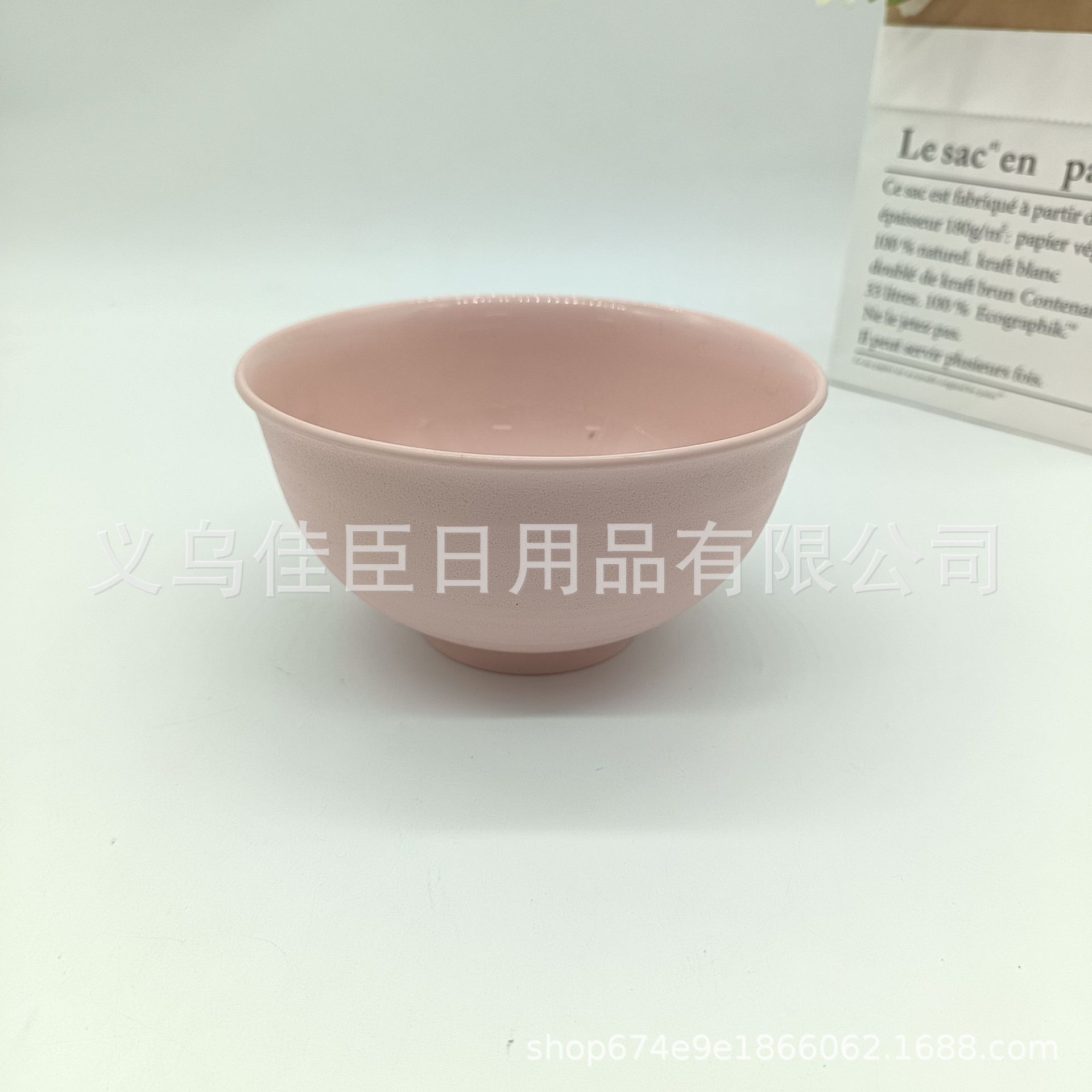 Cross-border best-selling household bowl, two-color or single-color, simple Nordic style, round rice bowl, instant noodle bowl, anti-drop and anti-collision Application Scenario