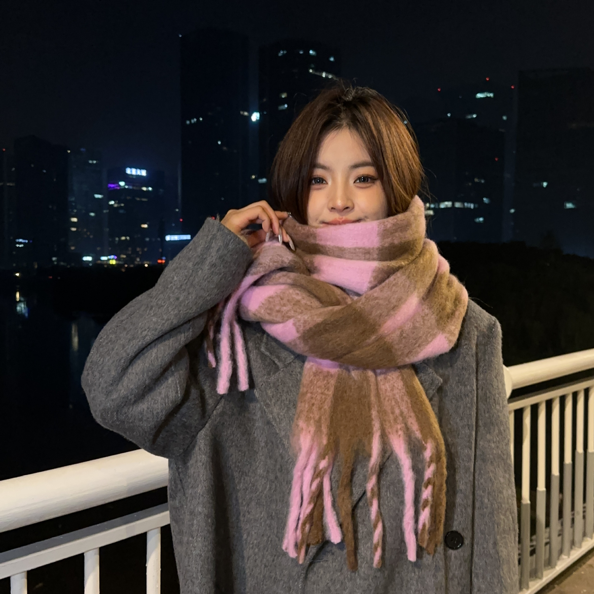 Autumn And Winter New Maillard Imitated Cashmere Plaid Scarf Women's Winter Senior Sense All Shawl Thickened Warm Neck Specification drawing